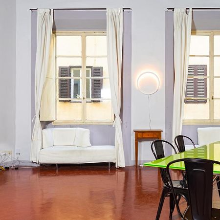 Elegant Apartment Near Piazza Della Signoria Florenz Exterior foto