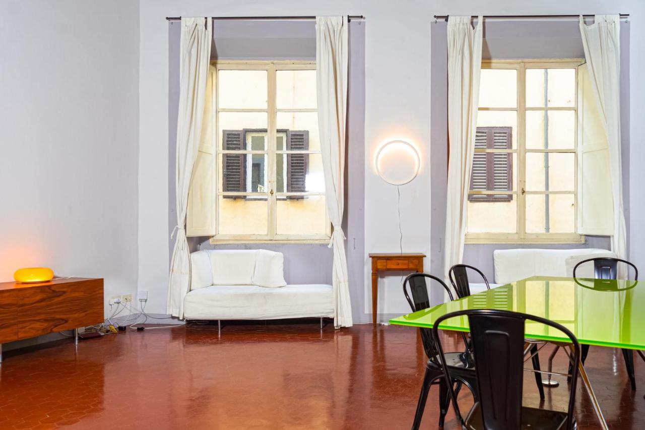 Elegant Apartment Near Piazza Della Signoria Florenz Exterior foto